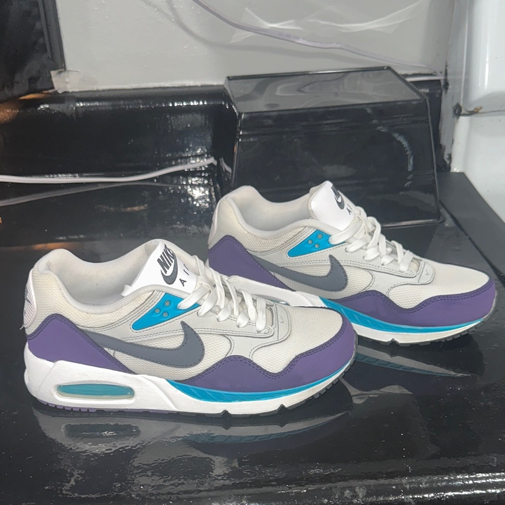 Women’s Nike Air Max Sneakers - White, Purple, Blue, Gray Size 7.5